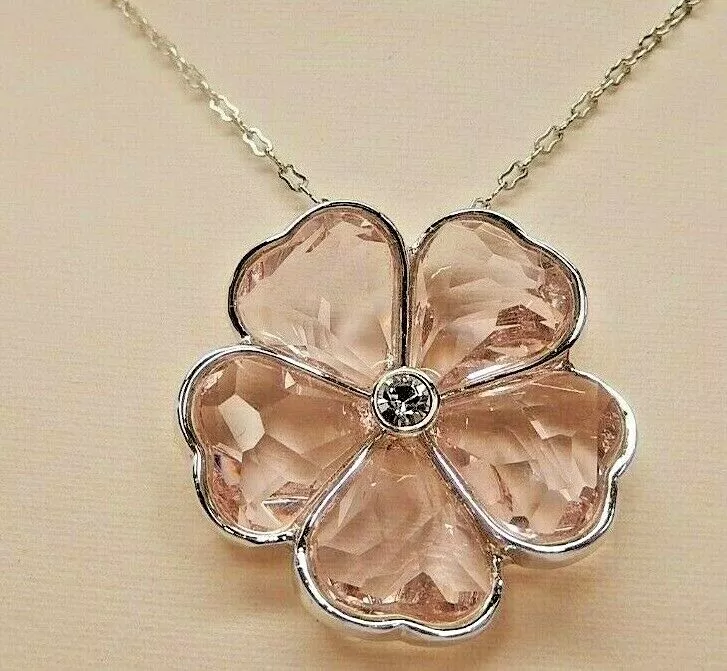 Costume imitation rhodium best sale swarovski single flower necklace