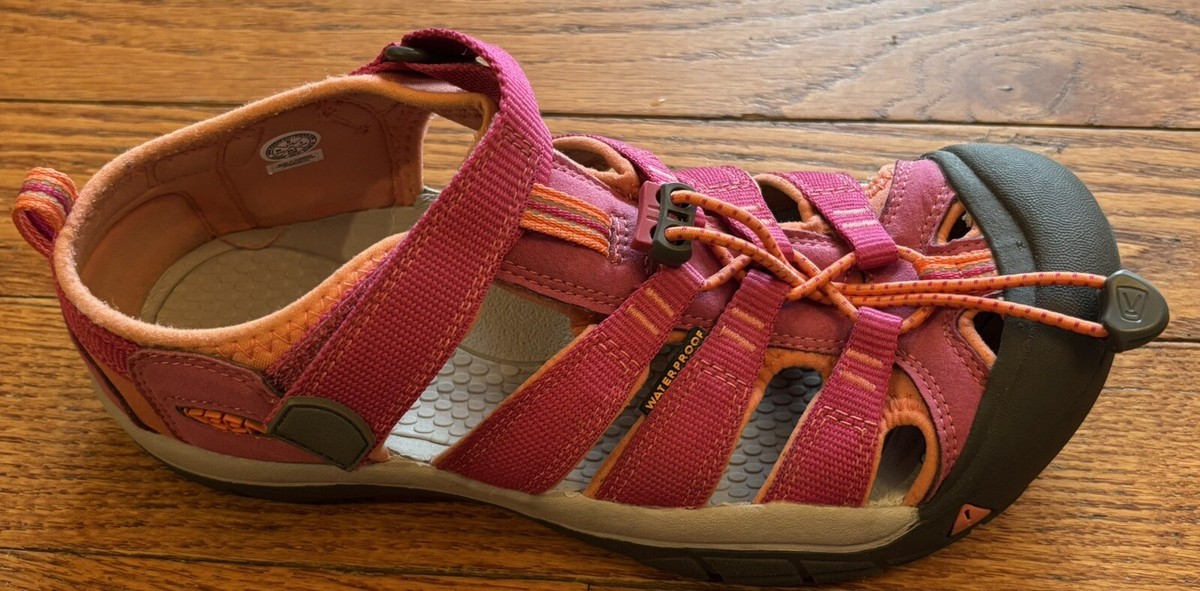 Keen Sandals Pink Waterproof Hiking Sport Fisherman Shoes  display picture 1