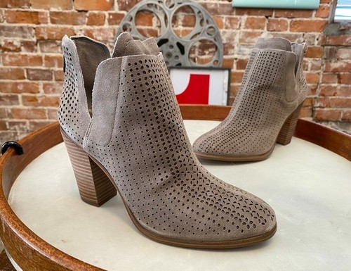 Vince Camuto Foxy Taupe Perforated 