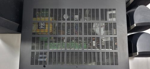 Yamaha HTR-5635 Natural Sound AV Receiver Amplifier w/ Subwoofer & 4 Satellites - Picture 7 of 18
