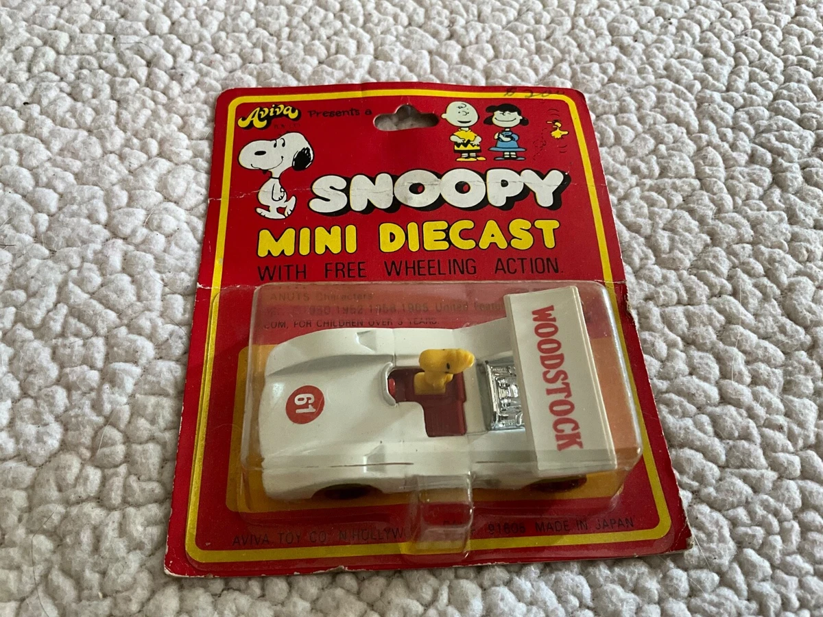 SNOOPY HANDFULS MINI DIE CAST ミニカー スヌーピー・イン・レッカー ダイキャスト ミニカー メイド・イン