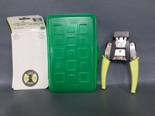 We R Memory Keepers Crop-A-Dile Corner Chomper 2-In-1 Punch Stub Deco Cute Lime