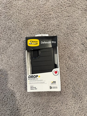 #ad OtterBox Defender Pro Series Case w Holster Clip for Samsung Galaxy S22 BLACK $15.00