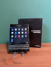 Blackberry Passwort SQW100 QUERTY Schwarz Piano Black Handy mit OVP