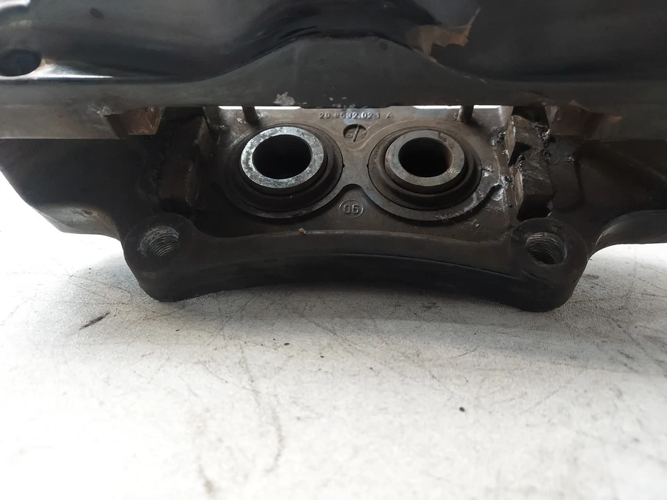 04-07 Pinza delantera izquierda lado conductor Acura TL Brembo 08 TIPO S manual negra OEM Foto 2 de 4