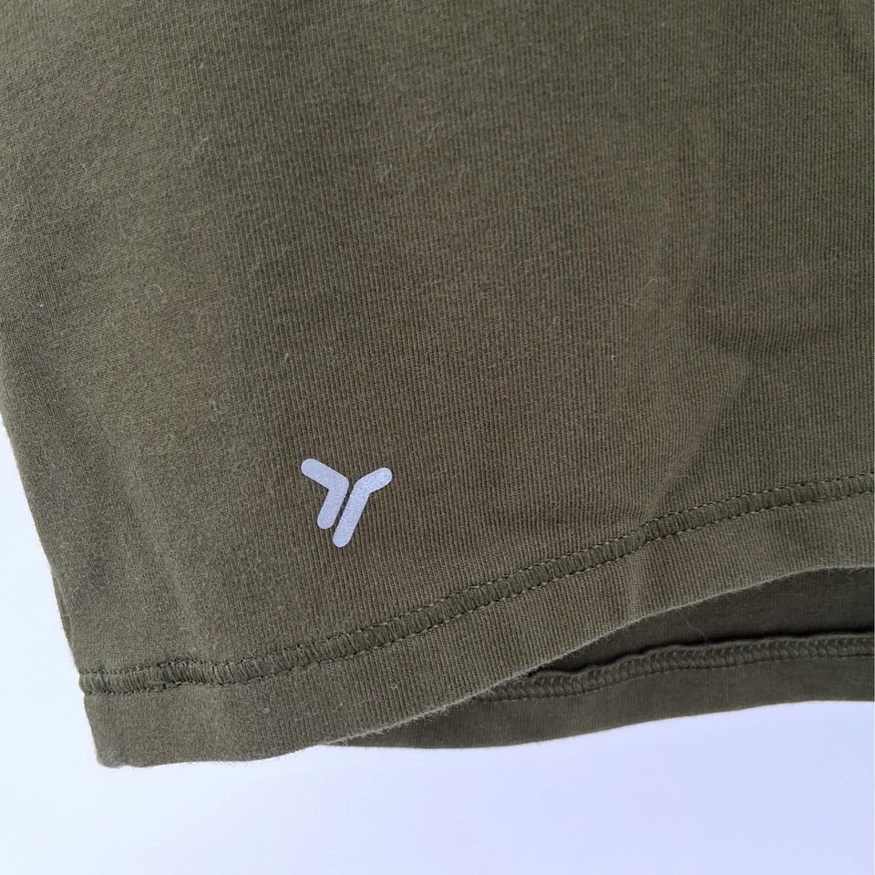 Regata cropped Old Navy Active Powerchill verde oliva - Racerback - Feminina - Imagem 4 de 4