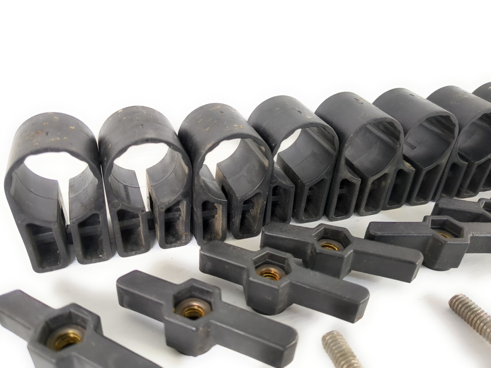 Yakima Universal Mighty Mounts Roof Rack & Brackets 03590 MightyMount