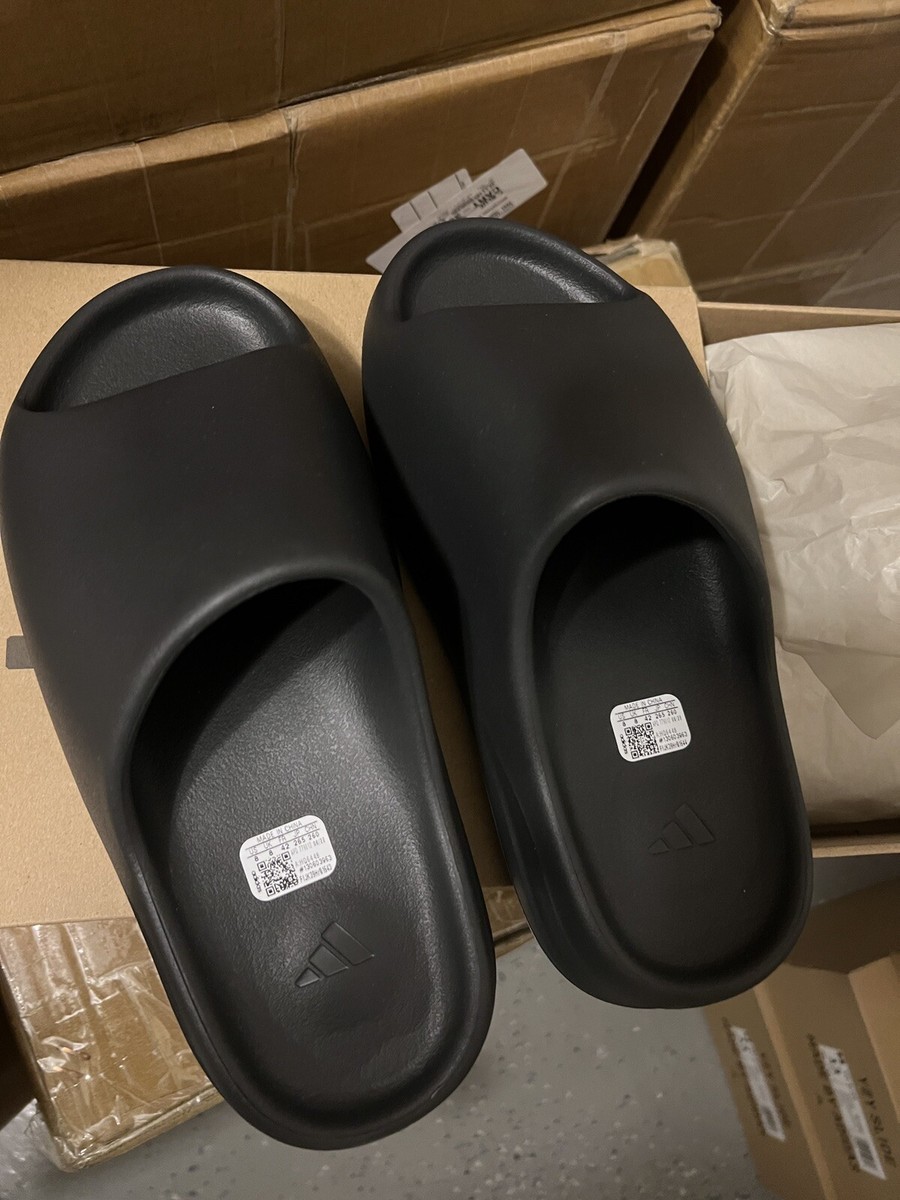 Adidas Yeezy Slide Onyx HQ6448 Black - Men's Size 8 | eBay