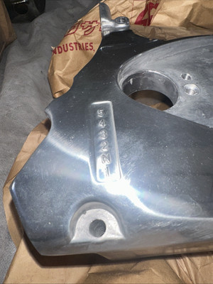 KAWASAKI KZ1000 KZ 1000 LEFT FRONT ENGINE SPROCKET COVER 1977-1981