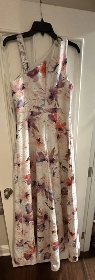 Aiden Mattox PLEATED FLORAL DRESS BALLGOWN Size 8 $595 - Image 4 of 4