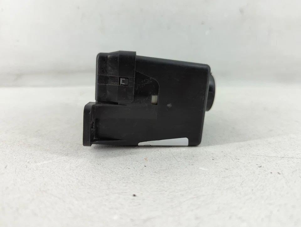 2009 Volkswagen Routan Engine Ignition Switch Module Node Smart Key FTJDC - Image 3 of 4