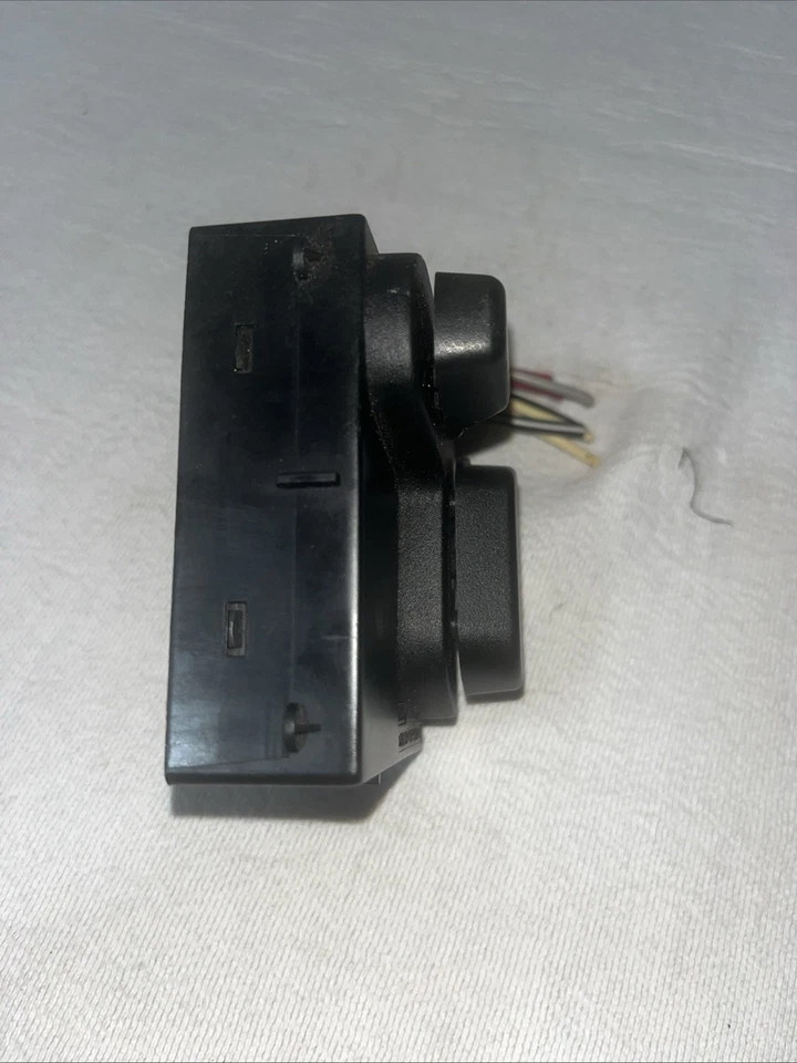 Interruptor de asiento eléctrico derecho del lado del pasajero Lincoln Town Car 2009-11 OEM LTC Foto 2 de 4