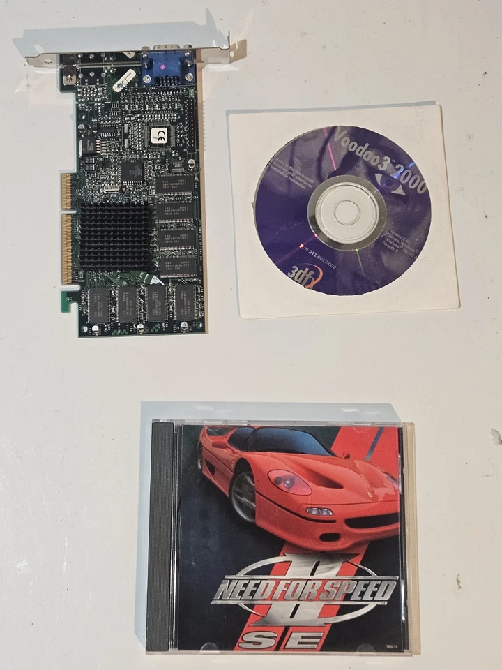 3Dfx VooDoo 3 2000 16MB AGP Graphics Card - 210-0364-003 - Image 3 of 4