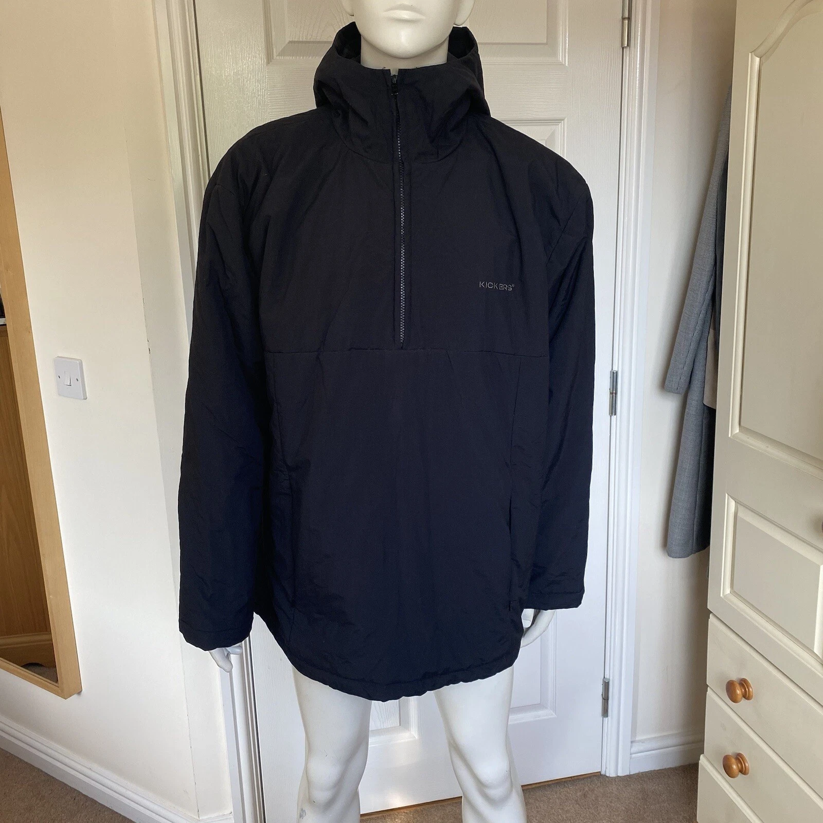 Kickers Pullover Half Zip Jacket - Size XL, Good Condition