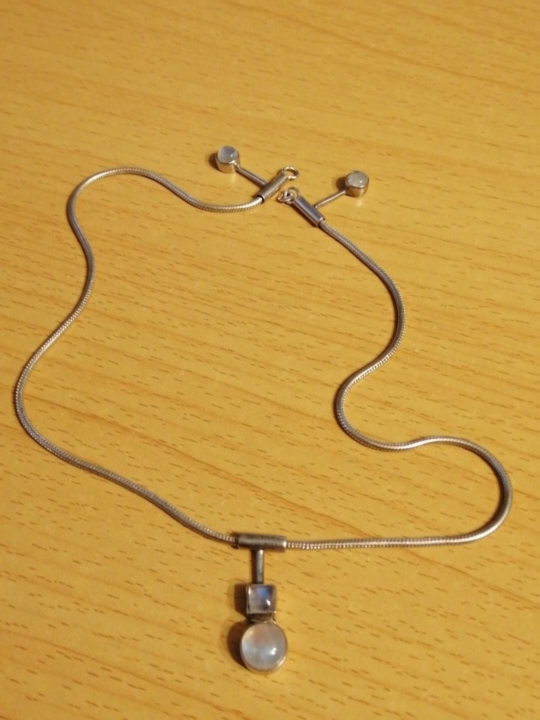 silver moonstone neckless - image 1