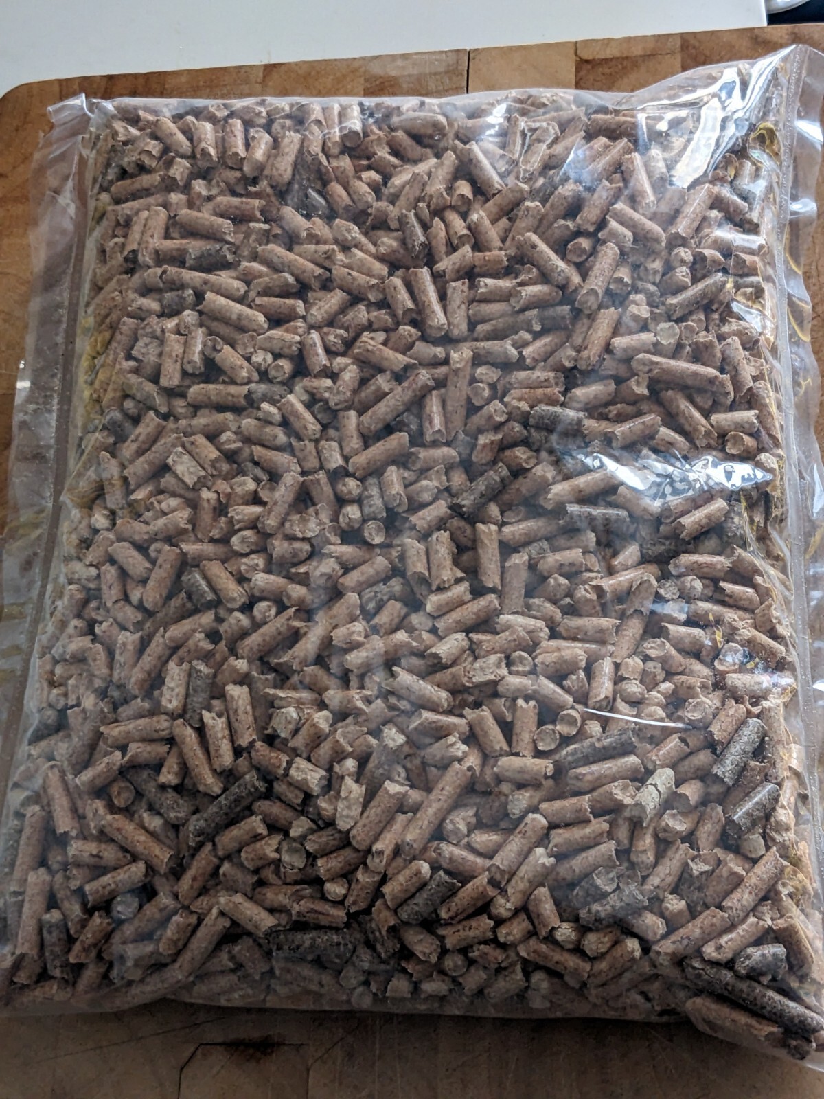 Oak Hard Wood Fuel Pellets. Perfect For Making Master's Mix. 1.8kg (4lb