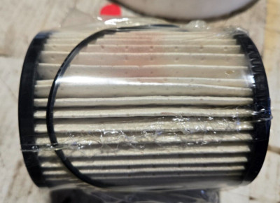 Fleetguard FS19579 Spin on Fuel Filter Water Separator Cummins