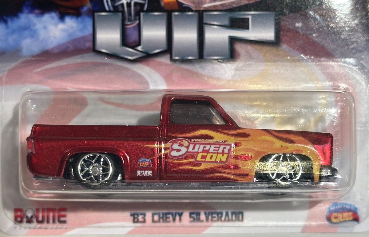 HOT WHEELS '83 CHEVY SILVERADO, 2026 DIECAST SUPER CON VIP RED 27