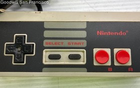 Nintendo NES Controller NES-004