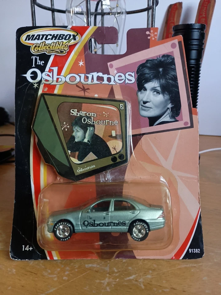 Juego completo de 4 autos Matchbox Collectibles The Osbournes 2002 - Ozzy, Sharon nuevo en paquete Foto 3 de 4
