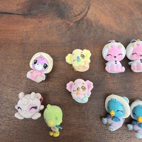 Hatchimals Flocked Mini Figures Mixed Lot Of 12 Colleggtibles Some Duplicates