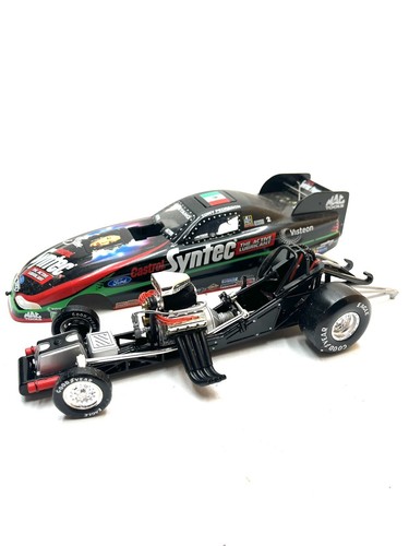Racing Action Platinum Series 1:24 Tony Pedregon Selena 1998 Mustang Funny Car - Picture 5 of 6