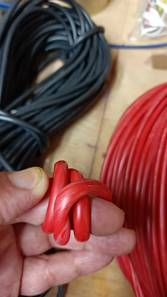 8 awg ultra flexible tinned copper wire 50 feet (25 red + 25 black) - Image 3 of 3