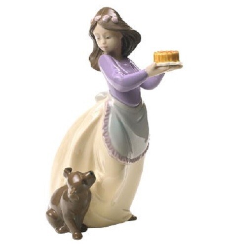 NAO PORCELAIN BY LLADRO FIGURINE PUPPYS BIRTHDAY SP. ED.  WAS £85.00 NOW £76.50 - Picture 1 of 3