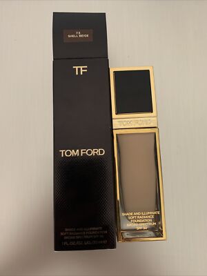 Tom Ford Shade And Illuminate Soft Radiance Foundation (7.5 Shell Beige) (30ml)