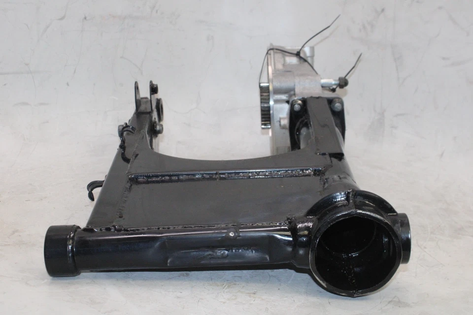 87-03 川崎 VOYAGER XII 原始设备制造商后 SWINGARM SUSPENSION ARM W 最终驱动齿轮 — 第 4/4 张图片