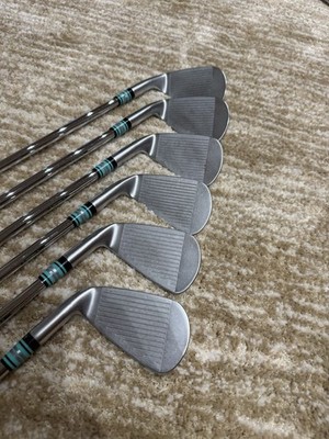 2025 Srixon ZXi4 Iron Set AW-6I Modus3 Tour 105 Regular +1° Upright Std Length