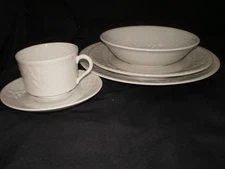 Royal Worcester Gourmet Oven China 5 Pc Set Dinner Salad Plate Cereal Bowl Cup