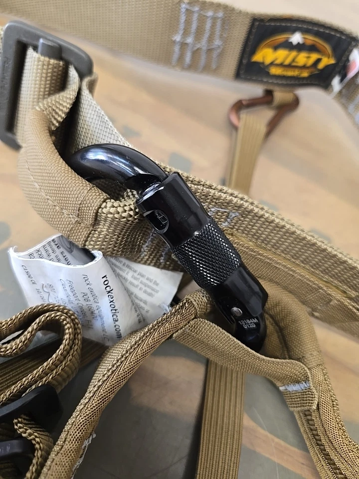 Arnés sigiloso integrado Misty Mountain Foto 2 de 3