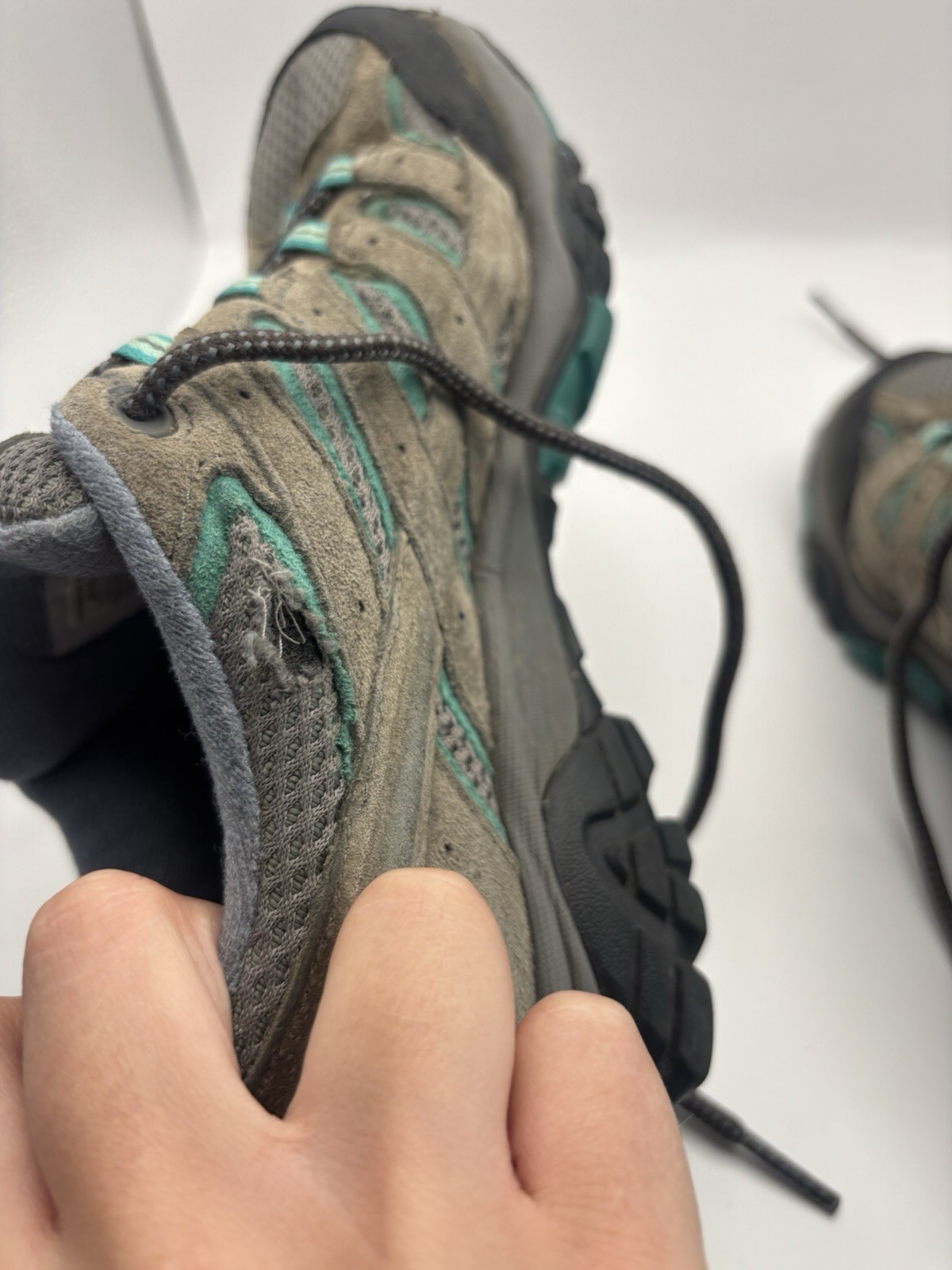 Merrell Moab 3 GTX Hiking Sneakers Women Size 7.5