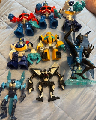 Bandai Ben 10 Alien Force, Transformers Rescue Bots, McDonald's Bakugan FF