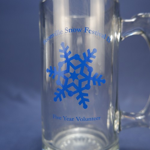 Due tazze di vetro pesante mezza pinta pietra birra, volontario Boonville NY Snow Festival - Foto 6 di 13