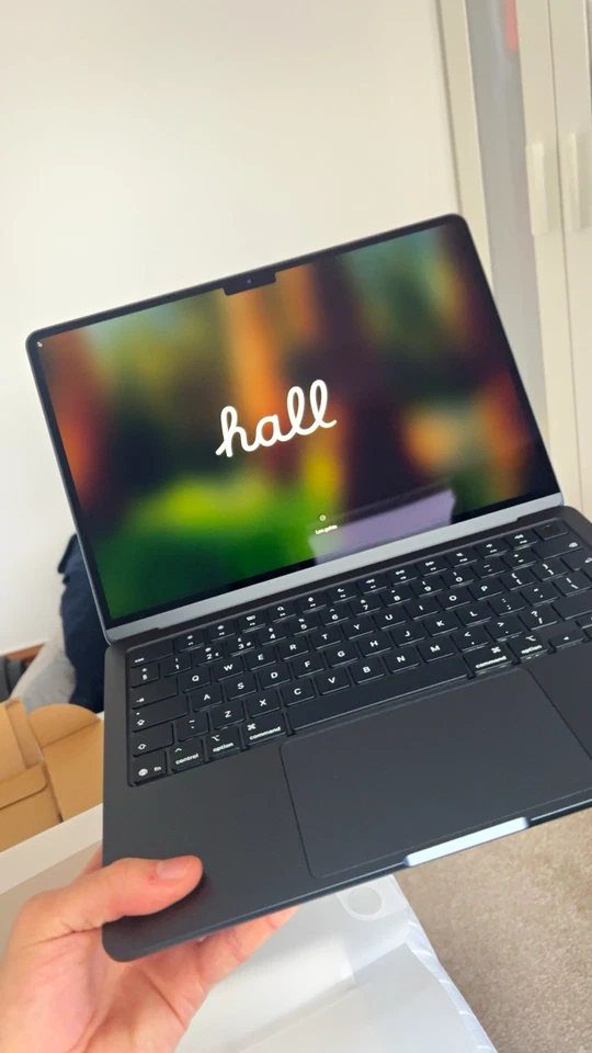 Apple MacBook Air 13" M4 · 16GB · 256GB