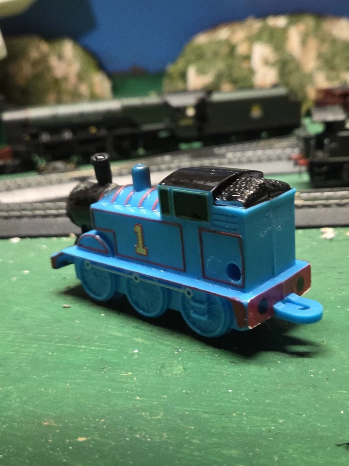 Crispy Thomas (THIS LISTING HAS 95% OF ITS EARNINGS GOING TO CANCER RESEARCH!!) - Image 3 of 4
