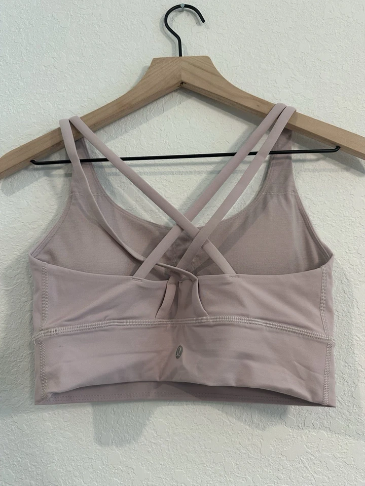 Sujetador Lululemon Lavender Lux Energy Longline Soporte Medio Talla Pequeña Copa B Foto 2 de 3