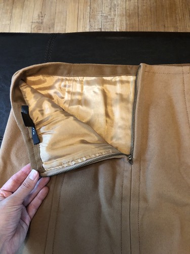 Marc Jacobs 100% Wool Skirt Camel Colored With Orange Button Detail Sz 6 EUC! - Picture 6 of 12