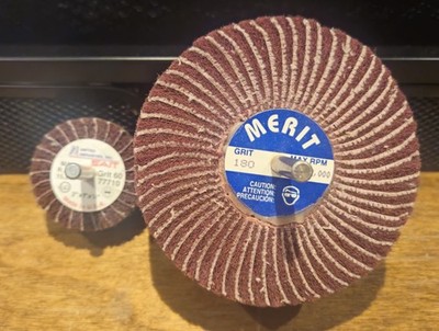 Aircraft Sheet Metal Flap Wheels Lot of 2 Merit 180gt & Sait 60gt Made In USA