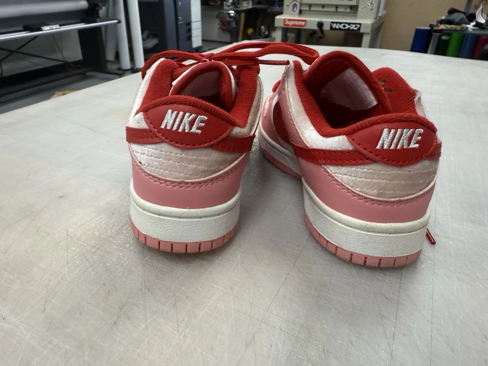 Дети 1Y странная любовь SB Dunk размер б/у без коробки - Изображение 2 из 4