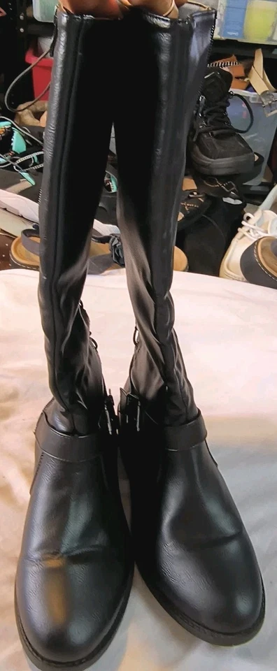 WANTED Women's LadyLuck Lace Back Low Heel Knee Boots Black Sz 8 Gothic Grunge  - Image 3 of 4