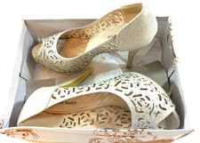 Top Moda Silver Size 9 Used Good Condition COMB-10