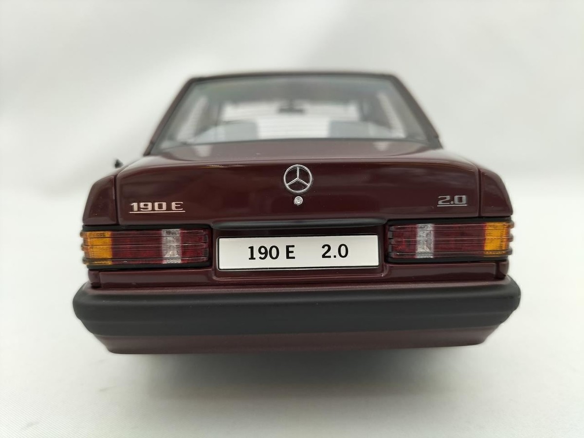 1/18 scale MERCEDES-BENZ 190 E 2.0 BAROLO RED AUTOart Millennium