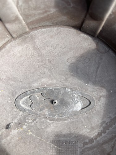 scratches 2000-2014 FORD E250 E350 16'' oem used wheel cover hub cap 7030a - Picture 12 of 12