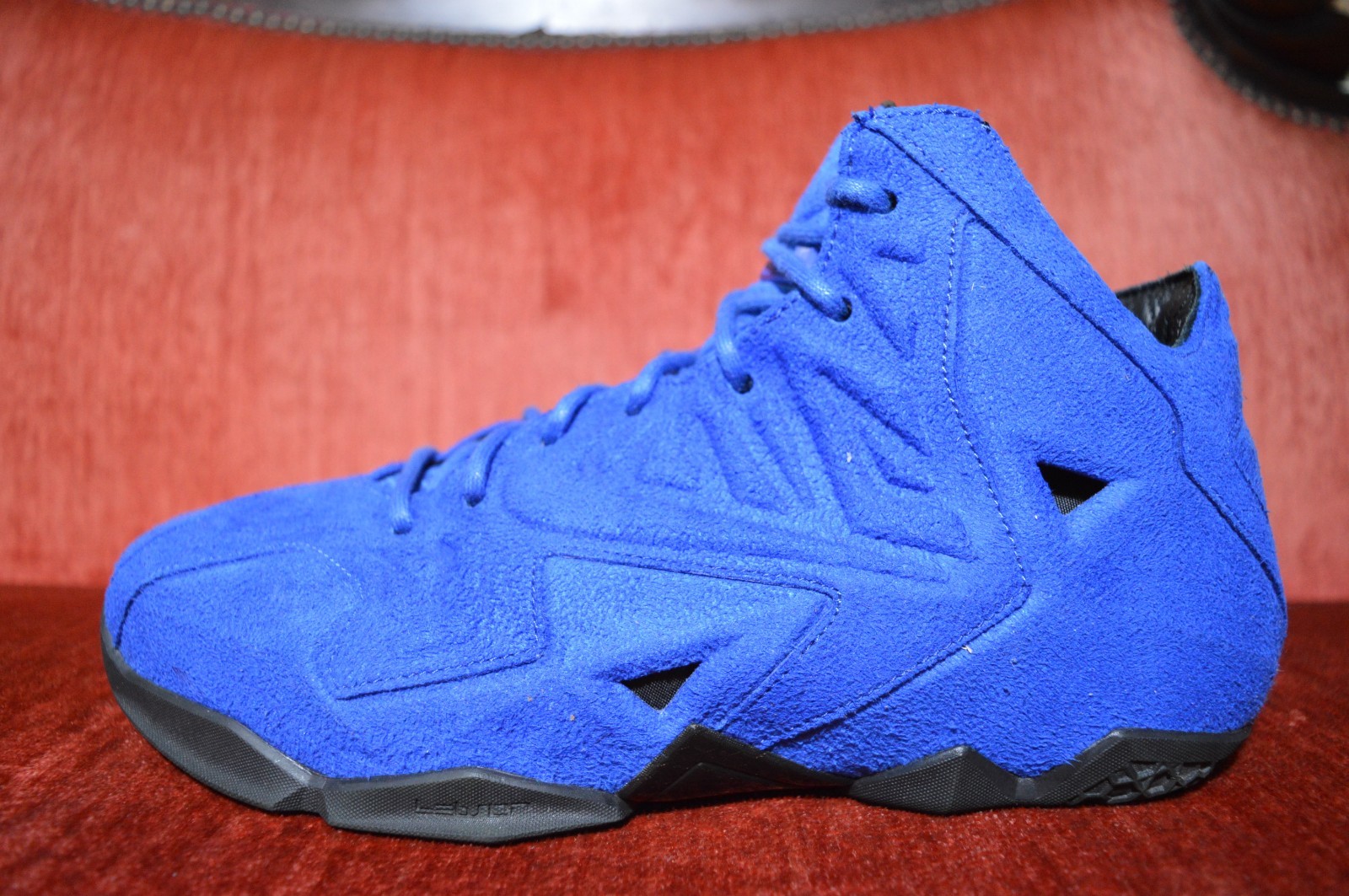 WORN 11 2X Nike LeBron 11 WORN XI EXT Blue Suede QS Size 8.5 656274-440 Kyrie MVP Cavs 4428bd WORN 11 2X Nike LeBron 11 WORN XI EXT Blue Suede QS Size 8.5 656274-440 Kyrie MVP Cavs 4428bd