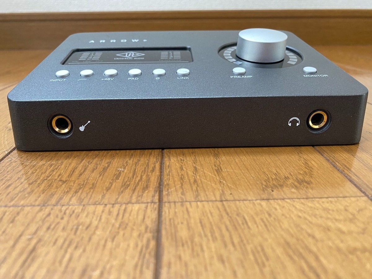 Universal Audio Arrow Thunderbolt 3 2 x 4 Channels 192 KHz Universal Audio Arrow Thunderbolt 3 2 x 4 Channels 192 KHz