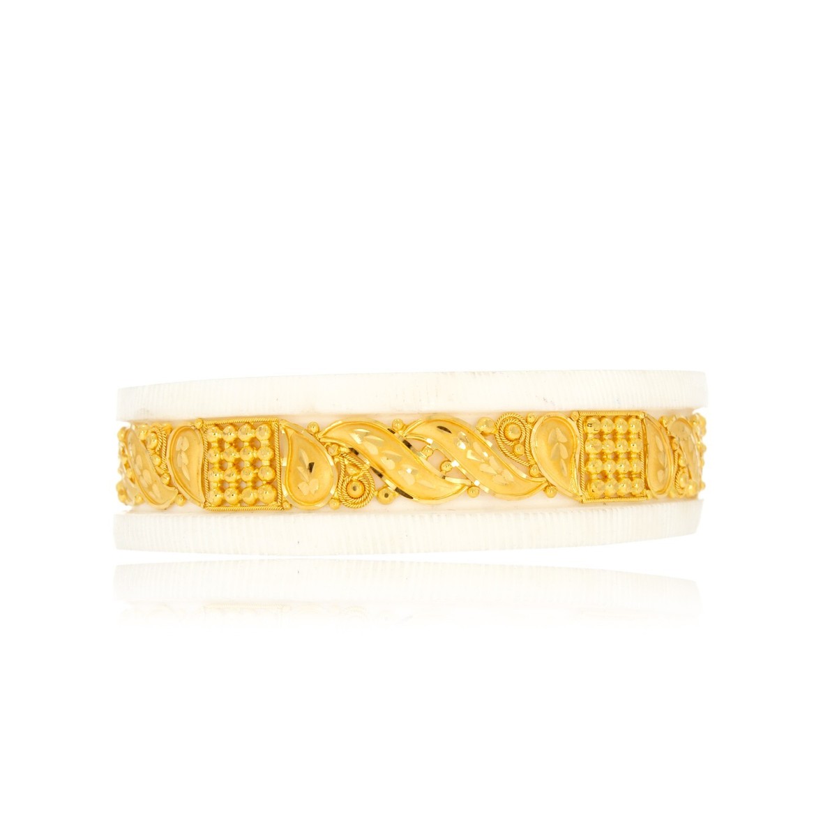 CHIEKO +  caviar bangle †  gold LAGOS Flexible Beaded Bangle Caviar Bracelet 18K Yellow Gold