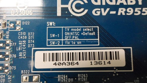 Gigabyte GV-R955128D AGP Graphics Card - Picture 5 of 6